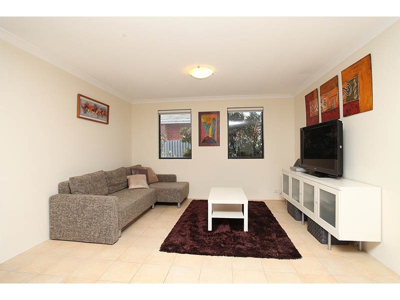 57 Pitt Street, St James WA 6102