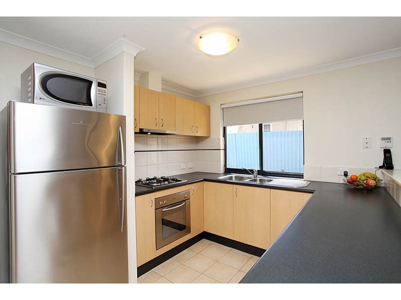 57 Pitt Street, St James WA 6102