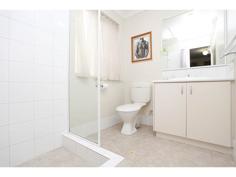 64 Walpole Street, St James WA 6102