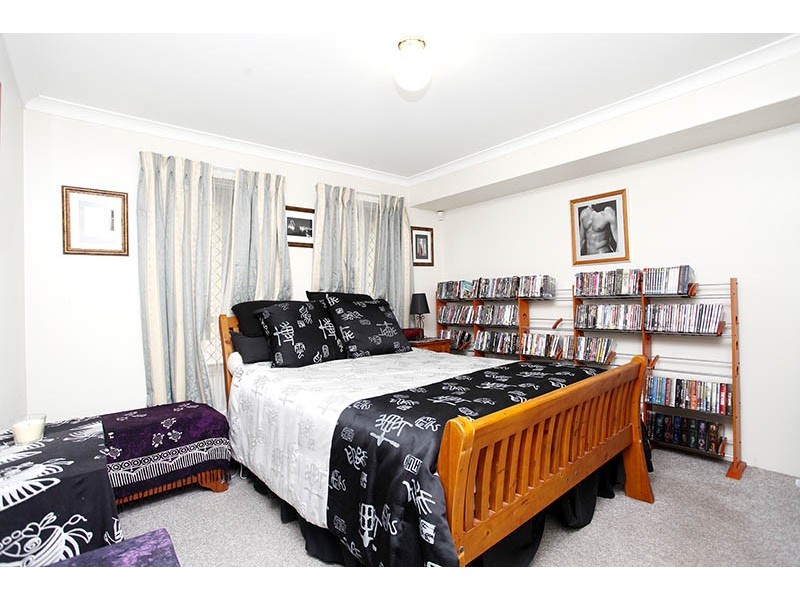 64 Walpole Street, St James WA 6102