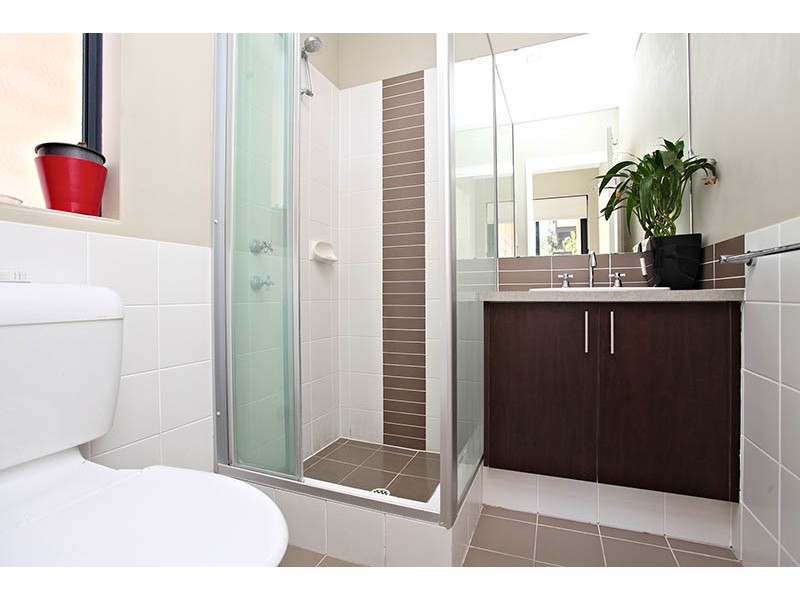 5/179 Leake Street, Belmont WA 6104