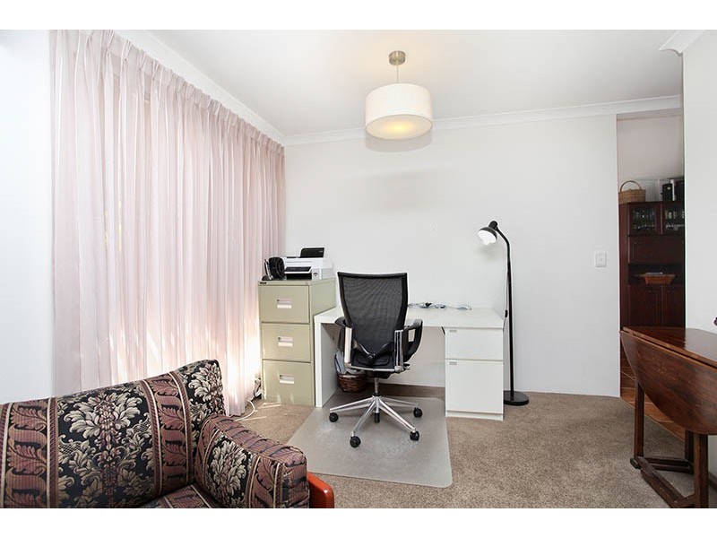 5B Palmerston Street, St James WA 6102