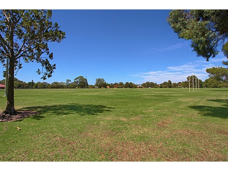 37 Creaton Street, East Victoria Park WA 6101