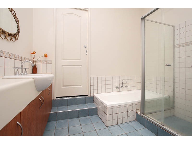 2 Pinedale Street, East Victoria Park WA 6101