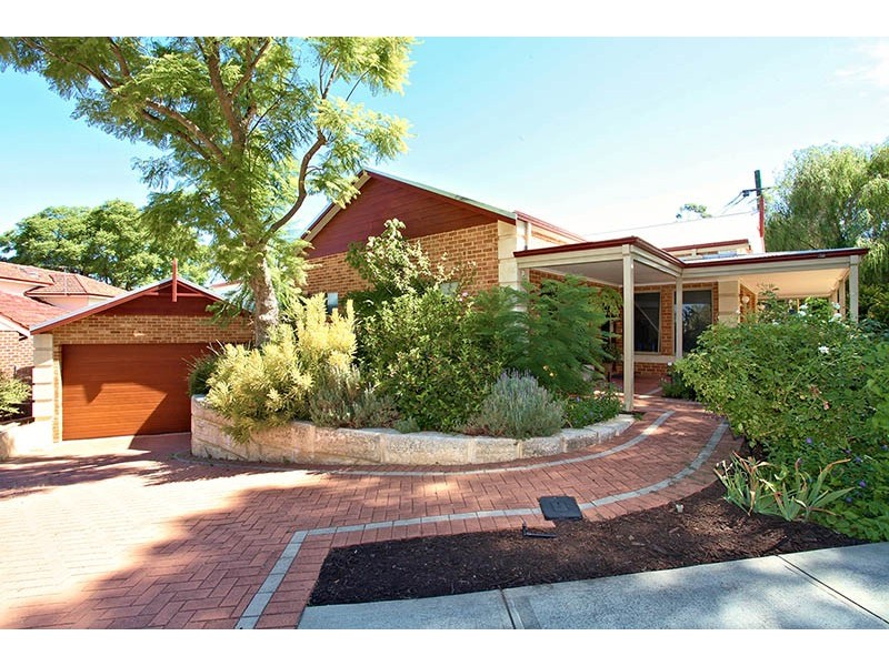 2 Pinedale Street, East Victoria Park WA 6101