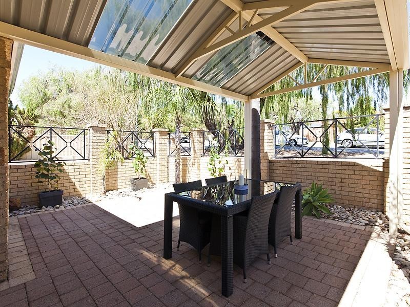 1/38 Norman Street, St James WA 6102