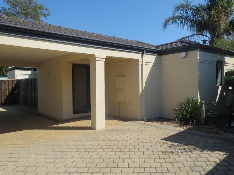 3/7 Holder Street, St James WA 6102