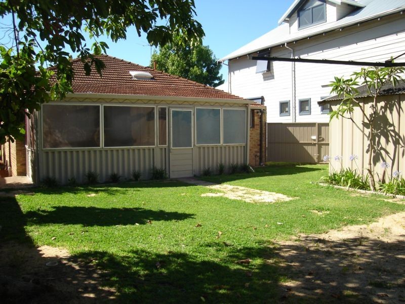 82 Willis Street, East Victoria Park WA 6101