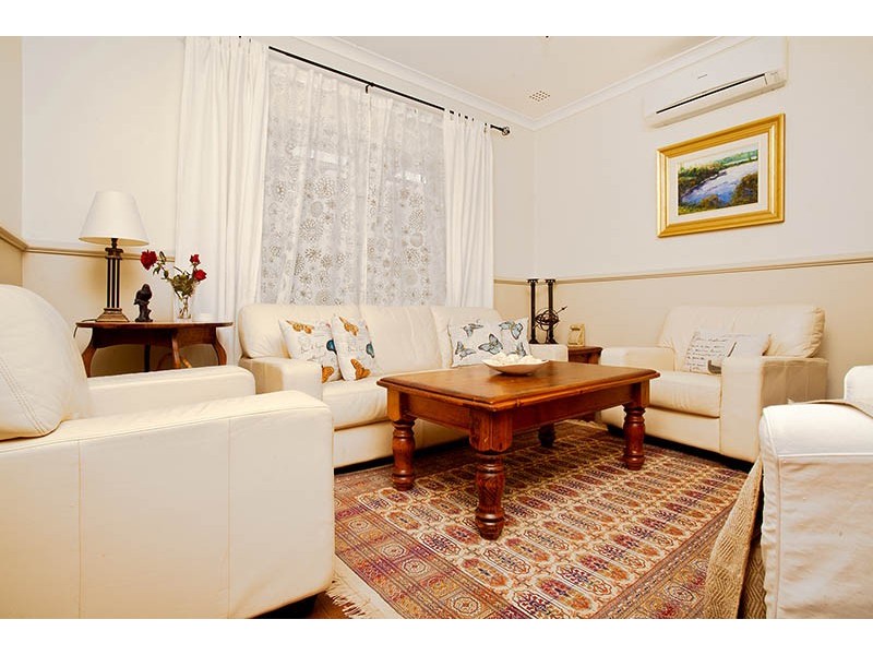 11 Bone Street, St James WA 6102