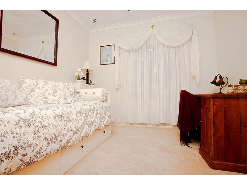 11 Bone Street, St James WA 6102