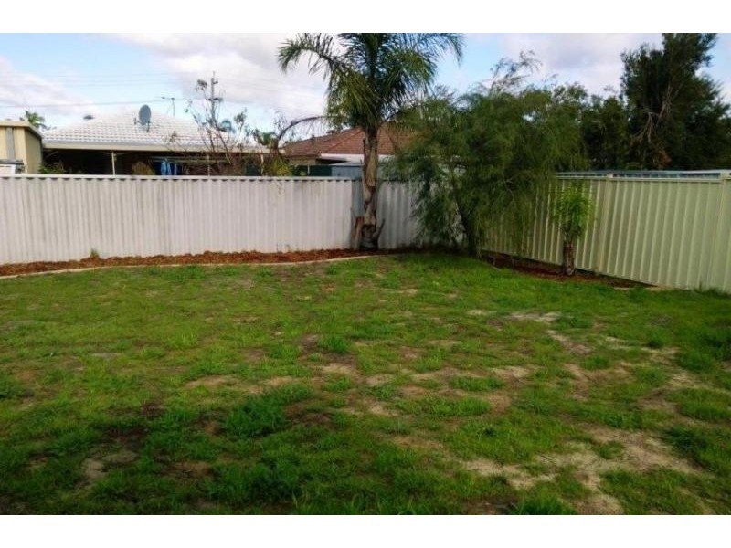 26 Southern River Road, Gosnells WA 6110
