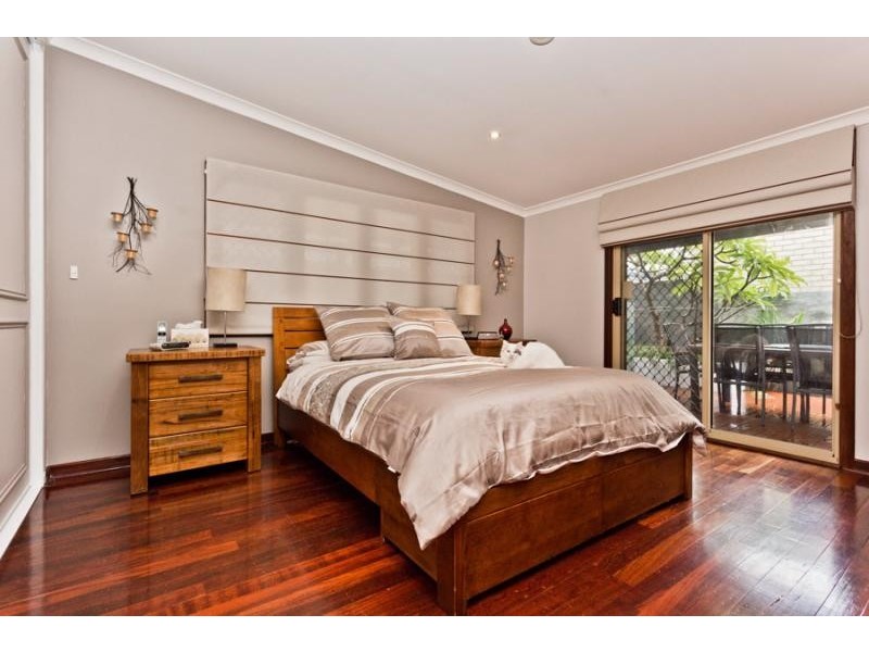 11 Sleight Street, St James WA 6102