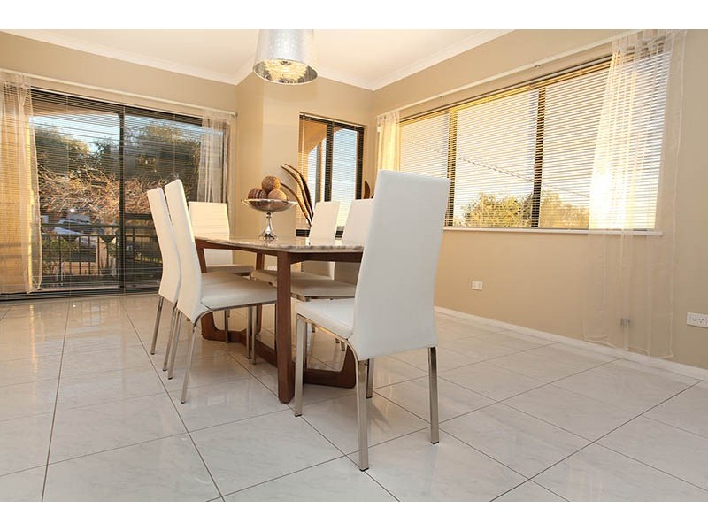 8A Teague Street, Burswood WA 6100