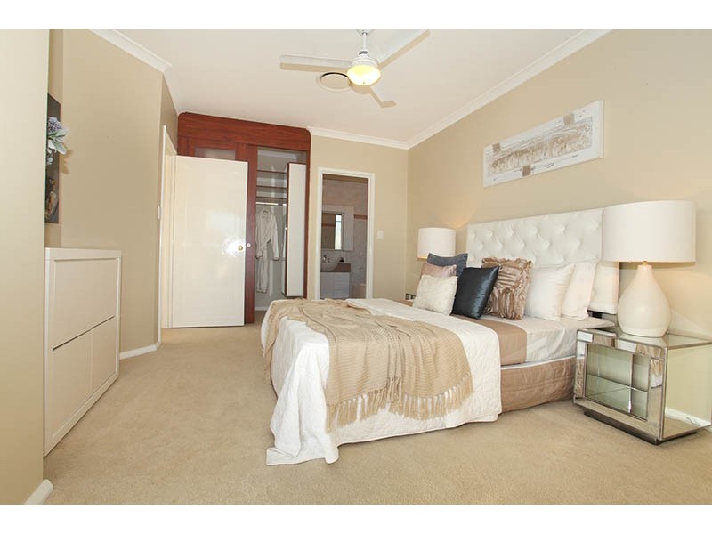 8A Teague Street, Burswood WA 6100