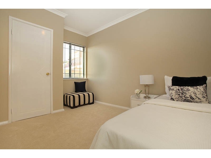 8A Teague Street, Burswood WA 6100