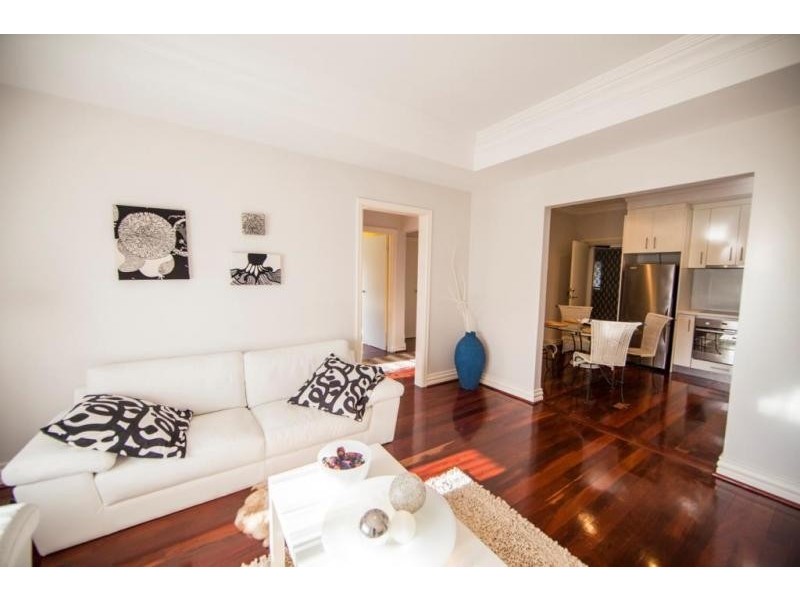 16 Alvah Street, St James WA 6102