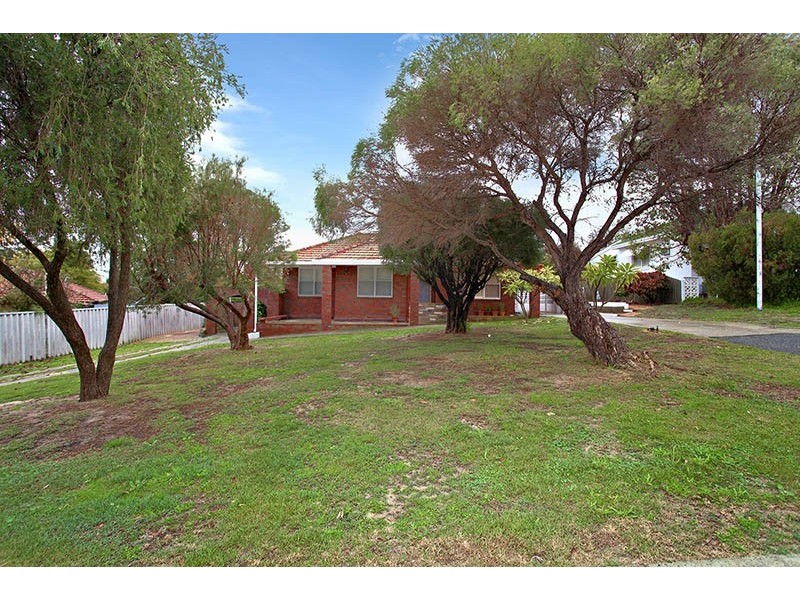 12 Blechynden Street, St James WA 6102