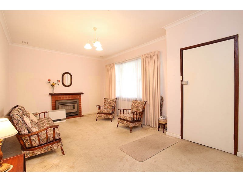 12 Blechynden Street, St James WA 6102