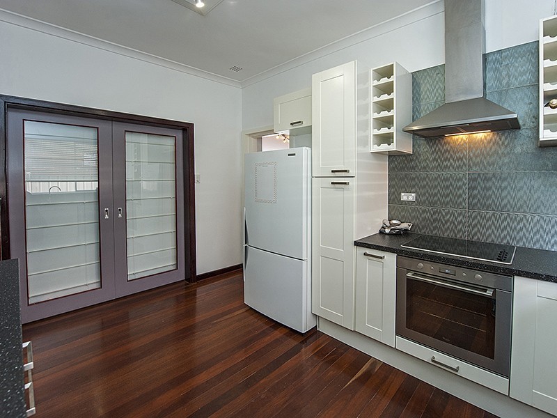 13 Beesley Street, East Victoria Park WA 6101