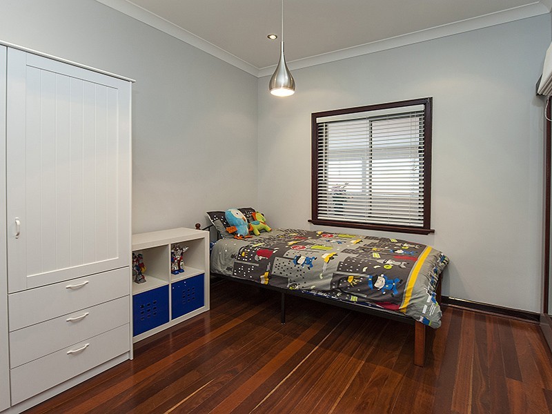 13 Beesley Street, East Victoria Park WA 6101