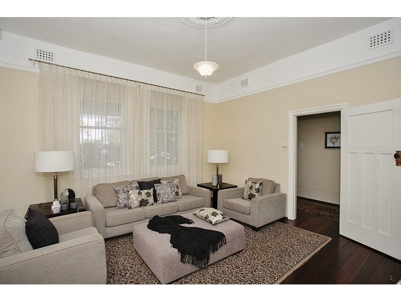 35 Geddes Street, Victoria Park WA 6100