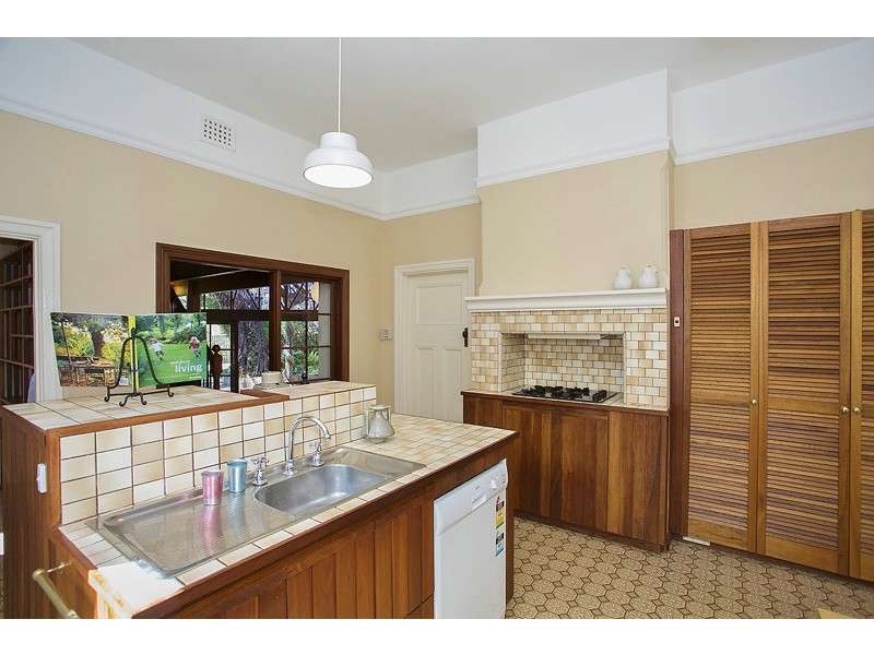 35 Geddes Street, Victoria Park WA 6100