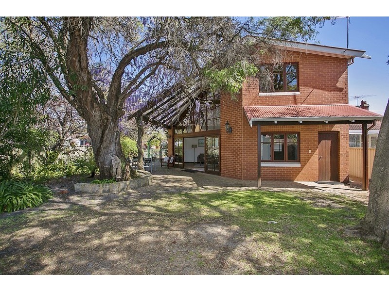 35 Geddes Street, Victoria Park WA 6100