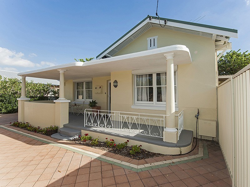 219 Shepperton Road, East Victoria Park WA 6101