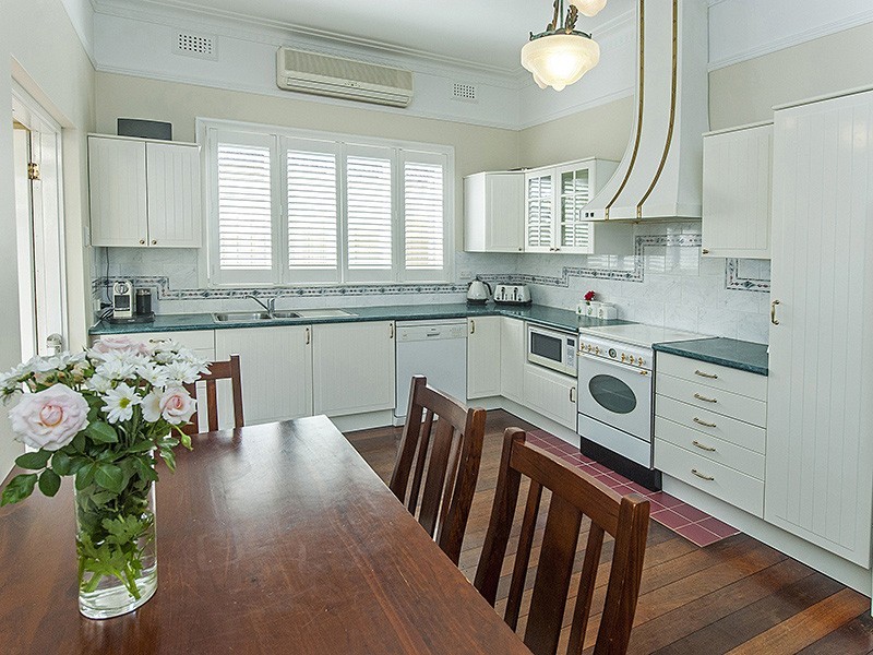 219 Shepperton Road, East Victoria Park WA 6101