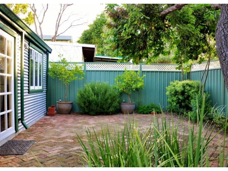 14 Cardiff Street, East Victoria Park WA 6101