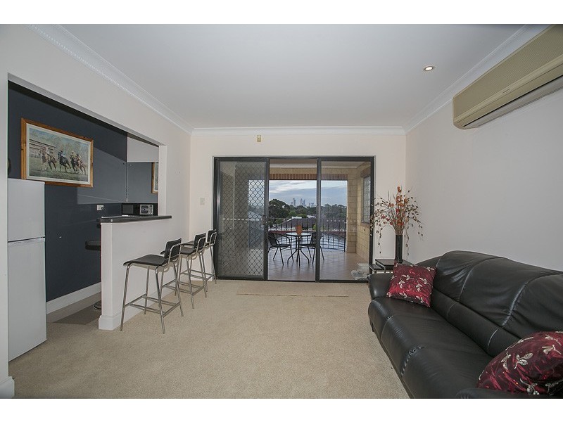 109 Canterbury Terrace, East Victoria Park WA 6101