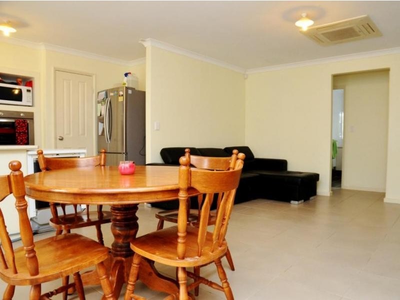 2/44 Alday Street, St James WA 6102