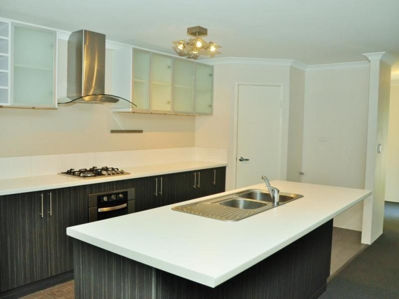5a Hamilton Road, High Wycombe WA 6057