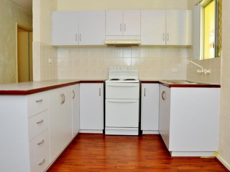 2/125 Herdsman Parade, Wembley WA 6014