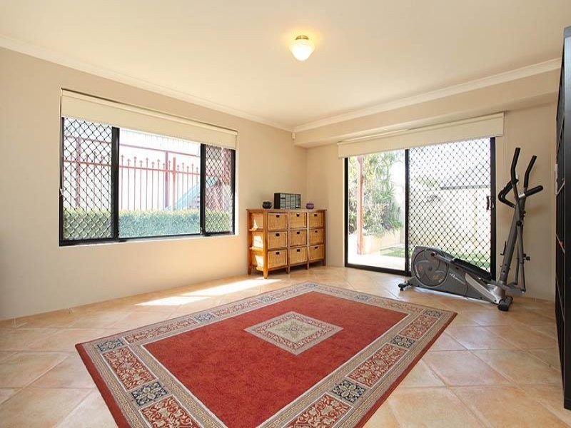 65 Gresham Street, Victoria Park WA 6100