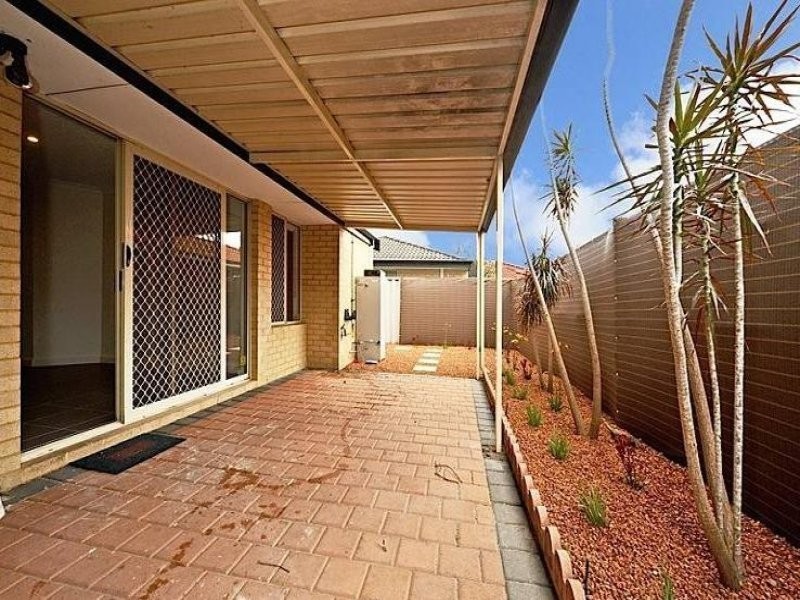 6/83 Coolgardie Street, St James WA 6102