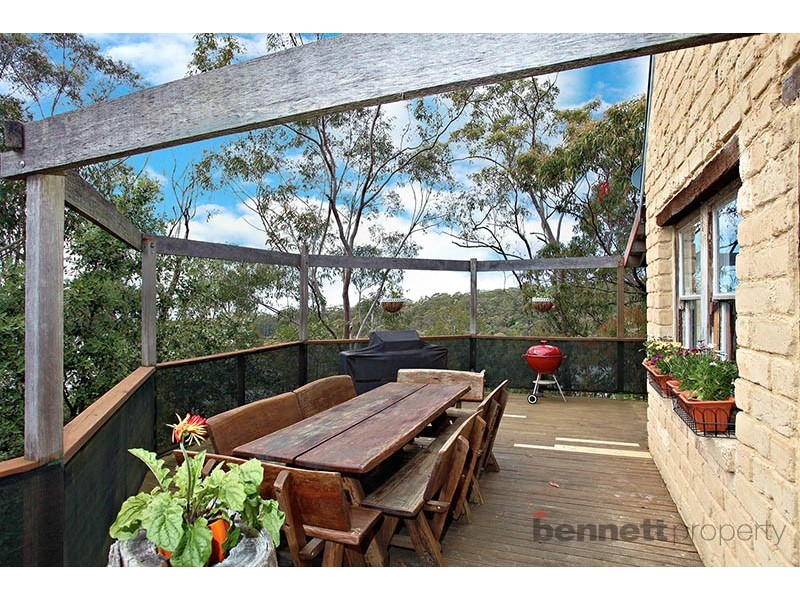 10 Maple Street, Bowen Mountain NSW 2753