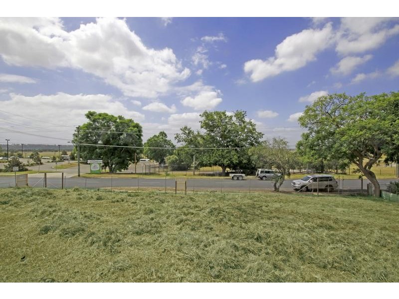 2 Toxana Street, Richmond NSW 2753