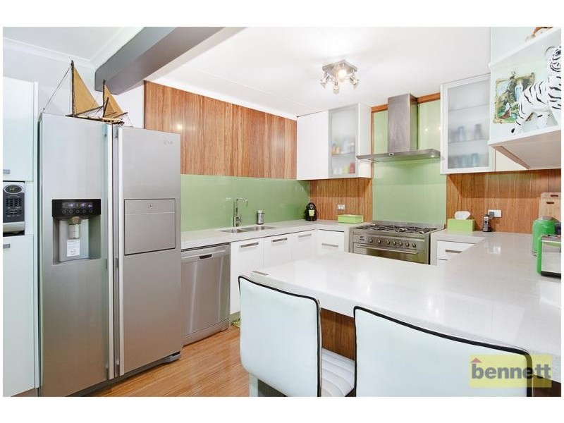 220 Lieutenant Bowen Drive, Bowen Mountain NSW 2753