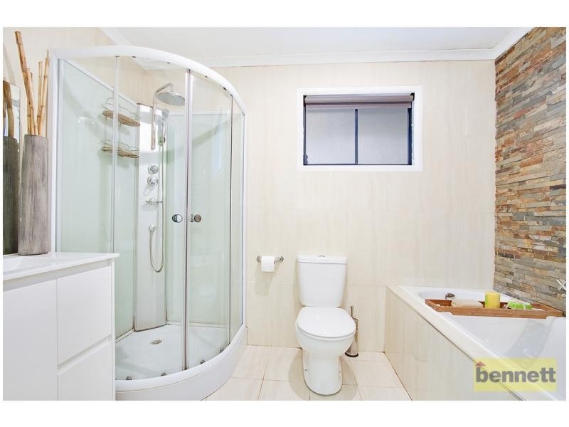 220 Lieutenant Bowen Drive, Bowen Mountain NSW 2753