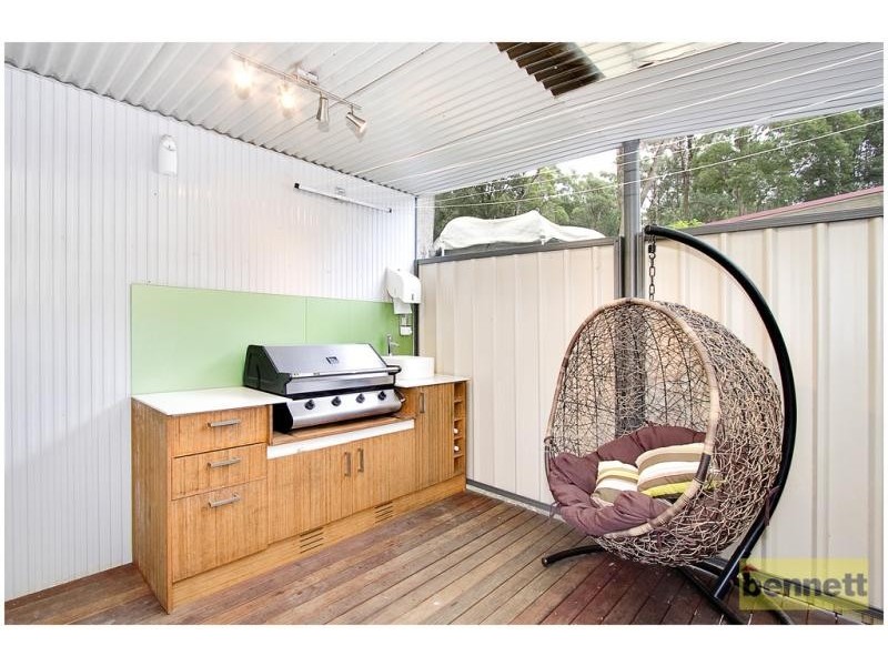 220 Lieutenant Bowen Drive, Bowen Mountain NSW 2753