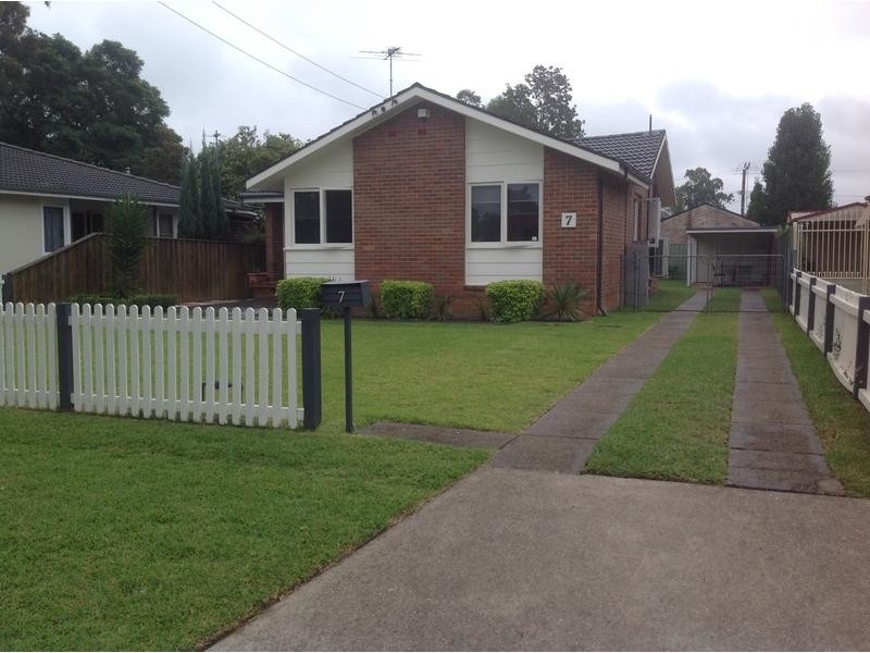 7 Mason Avenue, Richmond NSW 2753