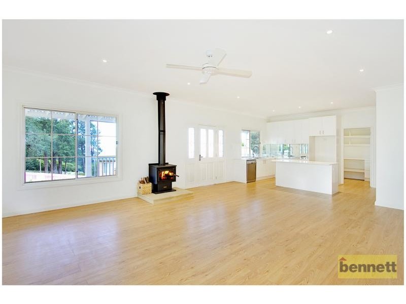 23 Warks Hill Road, Kurrajong Heights NSW 2758