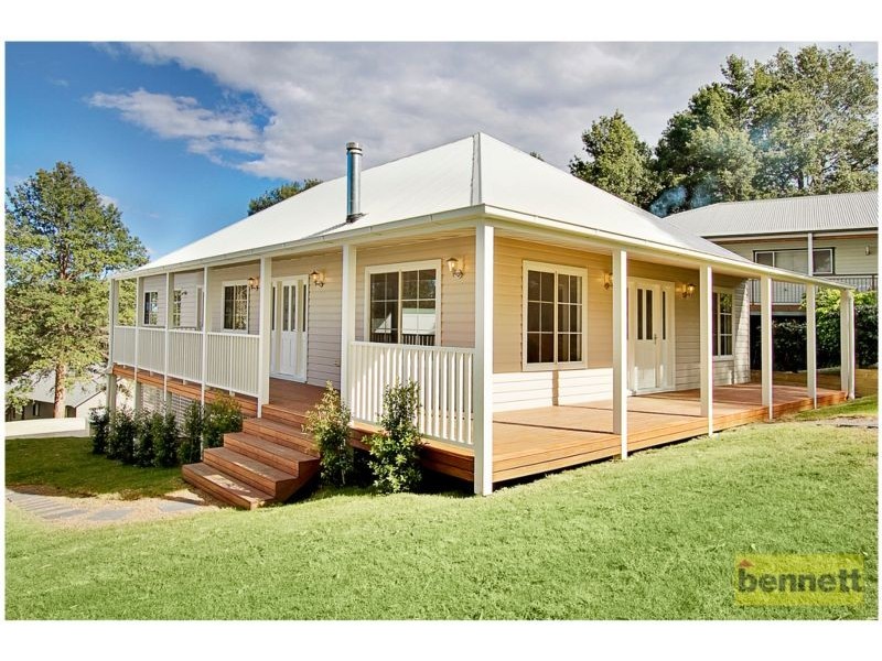 23 Warks Hill Road, Kurrajong Heights NSW 2758