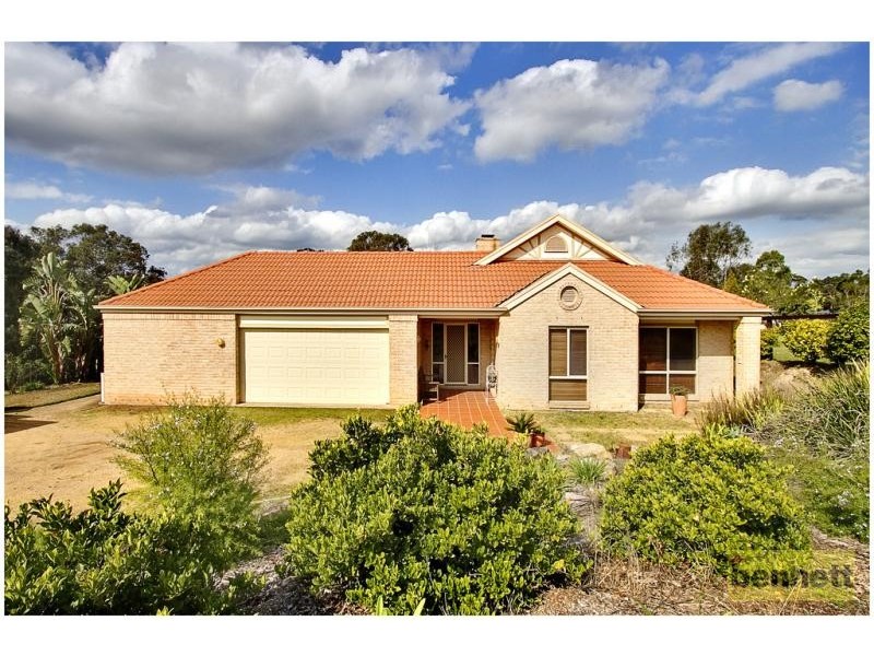 25 Grand Haven Place, East Kurrajong NSW 2758