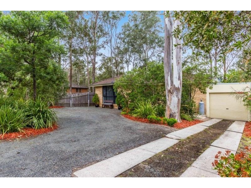 27 Ian Street, Glossodia NSW 2756