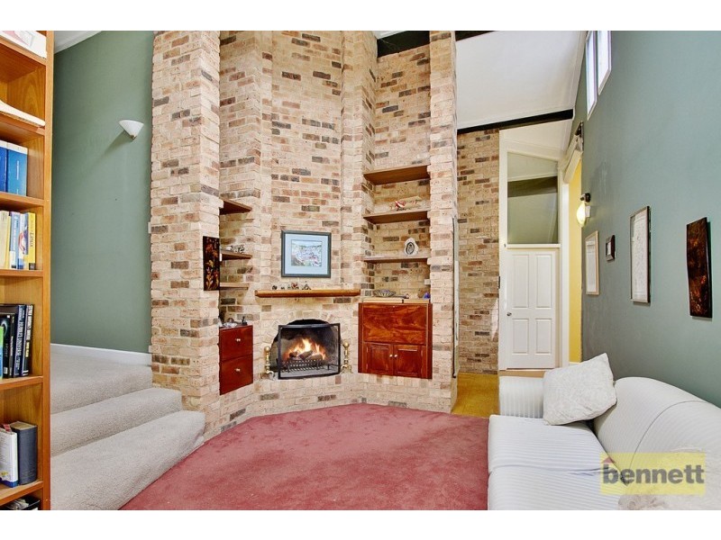 15 Wattle Crescent, Glossodia NSW 2756