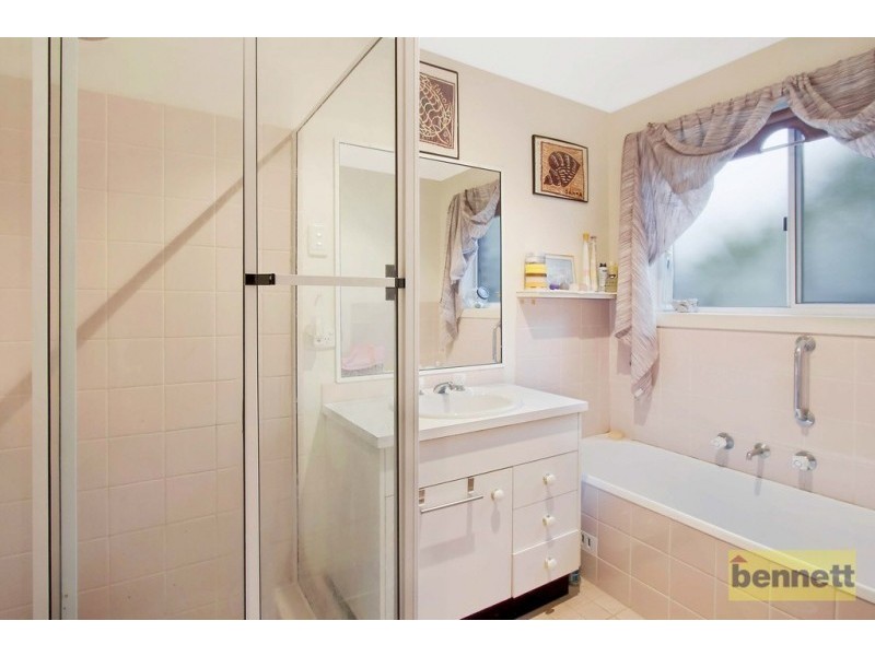 70 John Tebbutt Place, Richmond NSW 2753