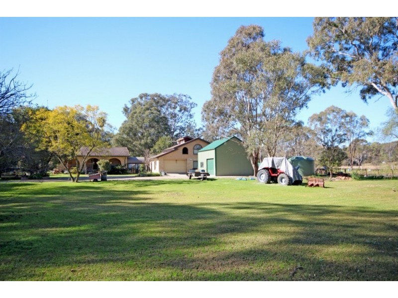 132 Glenidol Road, Oakville NSW 2765