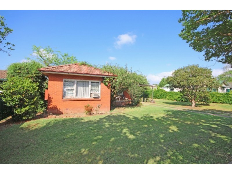 140-142 March Street, Richmond NSW 2753